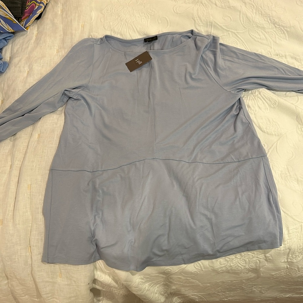 NWT  J Jill top hydrangea Size L